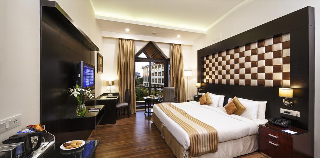 Clarks Exotica Convention & Resort